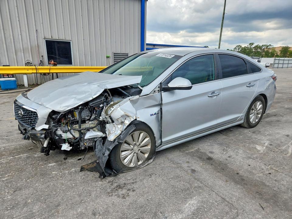 57014026 :رقم المزاد ، KMHE24L17GA042032 vin ، 2016 Hyundai Sonata Hybrid مزاد بيع