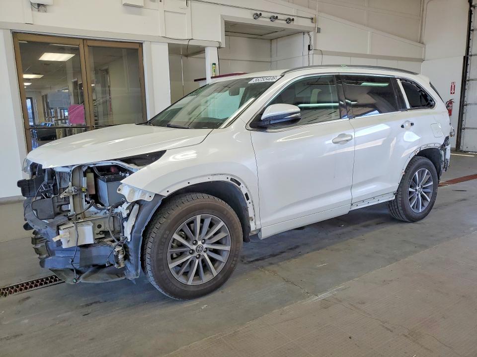 56255406 :رقم المزاد ، 5TDJZRFH0JS884984 vin ، 2018 Toyota Highlander مزاد بيع