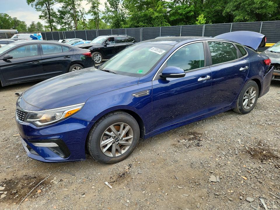 2019 Kia Optima მანქანა იყიდება აუქციონზე, vin: 5XXGT4L30KG297131, აუქციონის ნომერი: 57705786