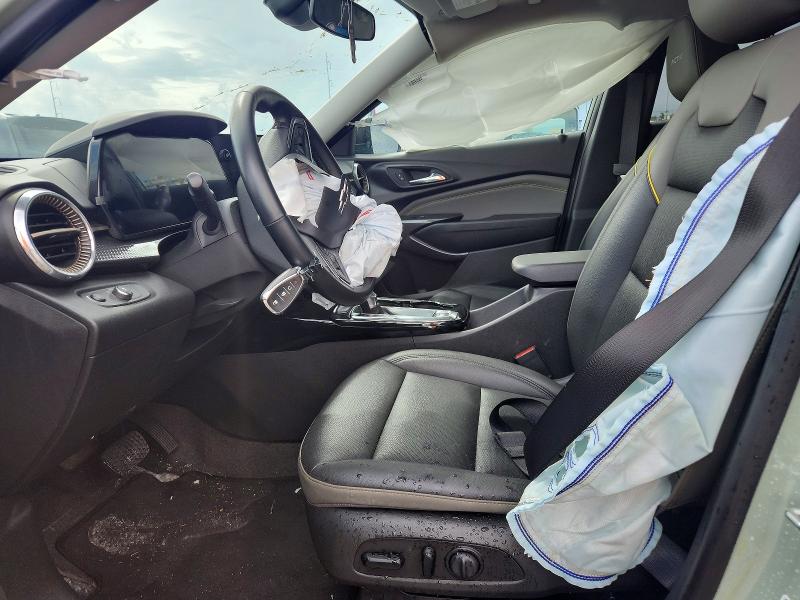 57197186 :رقم المزاد ، KL77LKEP3SC161299 vin ، 2025 Chevrolet Trax مزاد بيع