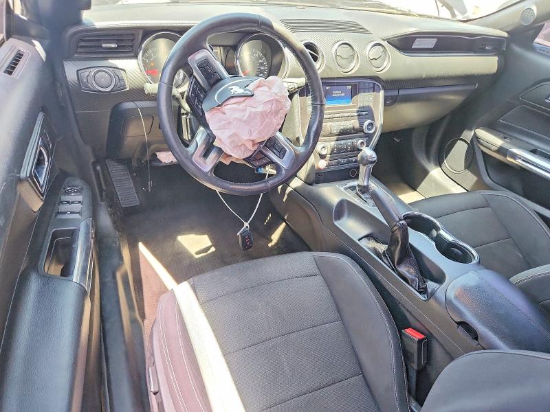 55722386 :رقم المزاد ، 1FATP8EM1F5427403 vin ، 2015 Ford Mustang مزاد بيع