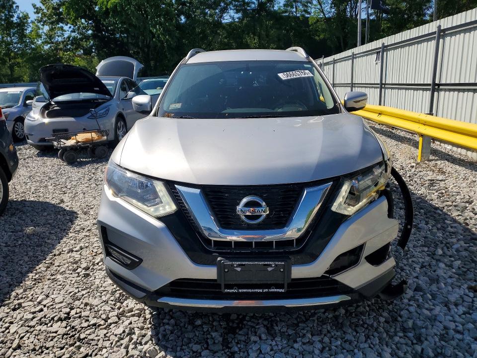 2017 Nissan Rogue მანქანა იყიდება აუქციონზე, vin: JN8AT2MV9HW012612, აუქციონის ნომერი: 56665766