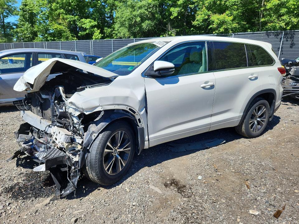 Продажа на аукционе авто 2017 Toyota Highlander, vin: 5TDBZRFHXHS376424, номер лота: 55824316