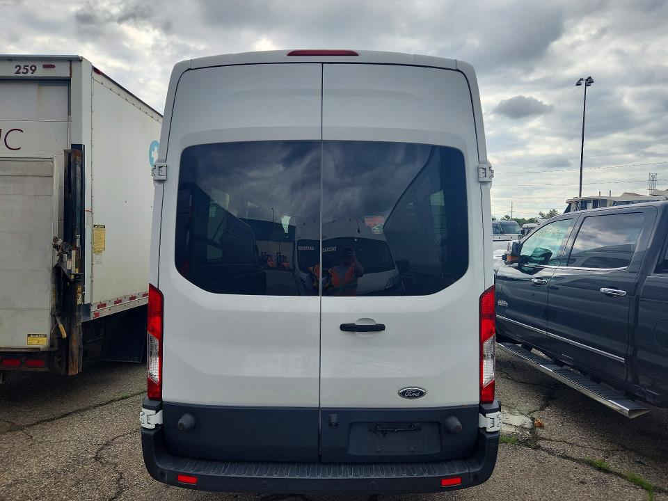 Продажа на аукционе авто 2017 Ford Transit, vin: 1FBZX2XG2HKA40182, номер лота: 57467106
