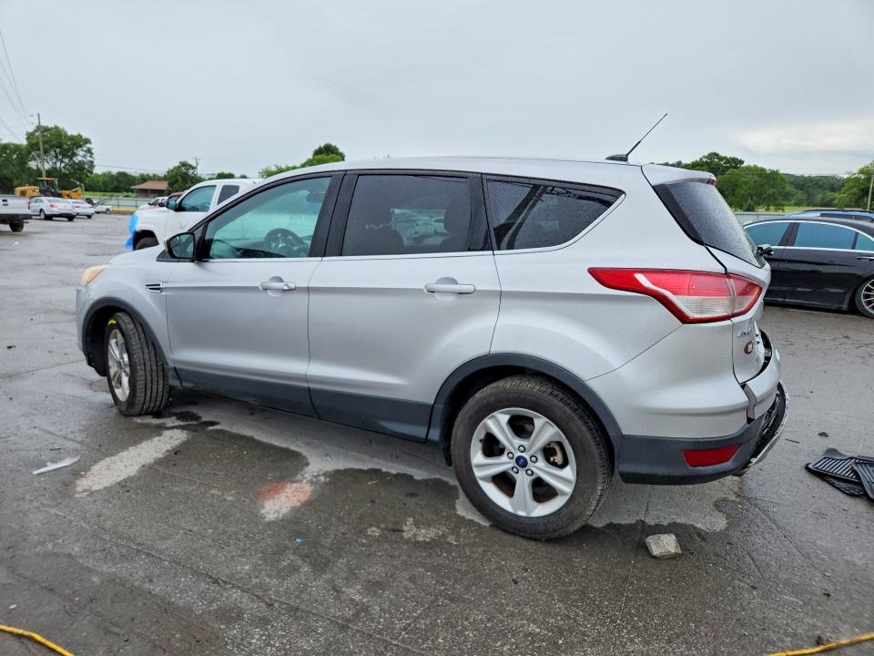 57231636 :رقم المزاد ، 1FMCU0G97FUA93098 vin ، 2015 Ford Escape مزاد بيع