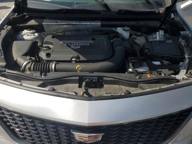 85610805 :رقم المزاد ، 1GYFZFR47LF148411 vin ، 2020 Cadillac Xt4 مزاد بيع