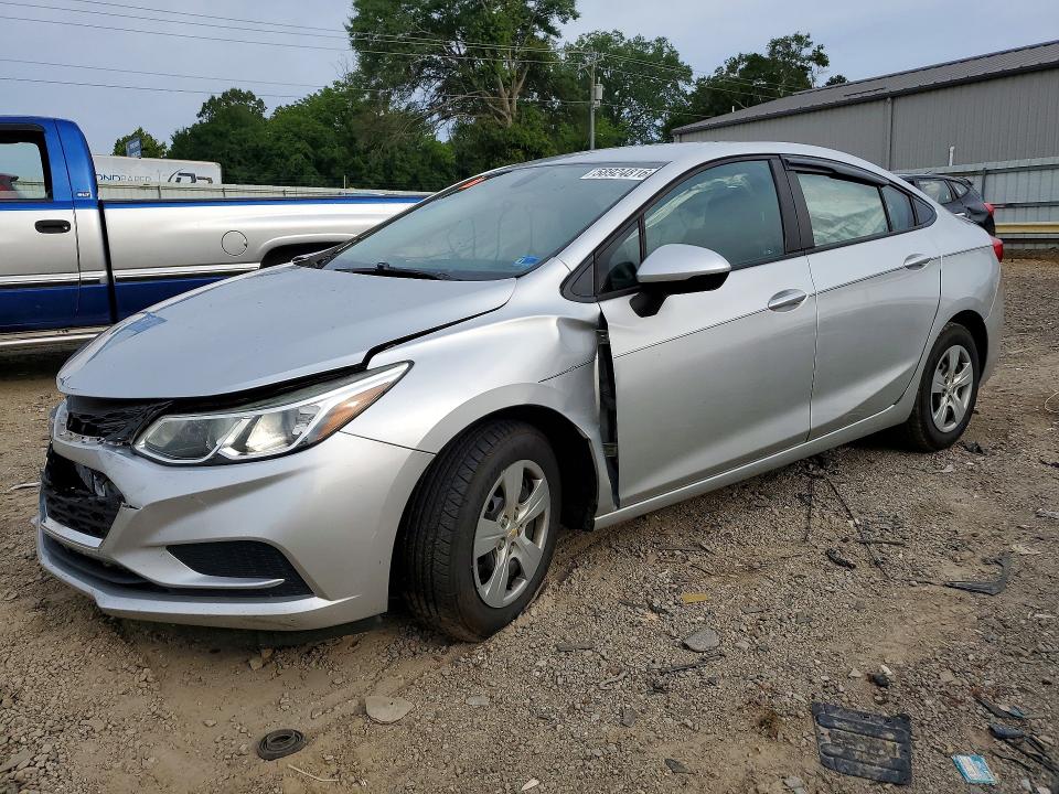 58924816 :رقم المزاد ، 1G1BC5SMXH7232856 vin ، 2017 Chevrolet Cruze مزاد بيع