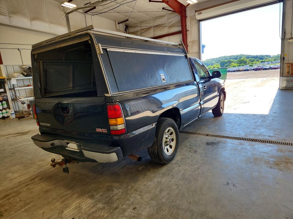 2005 Gmc New Sierra მანქანა იყიდება აუქციონზე, vin: 1GTEC14X25Z334477, აუქციონის ნომერი: 56322746