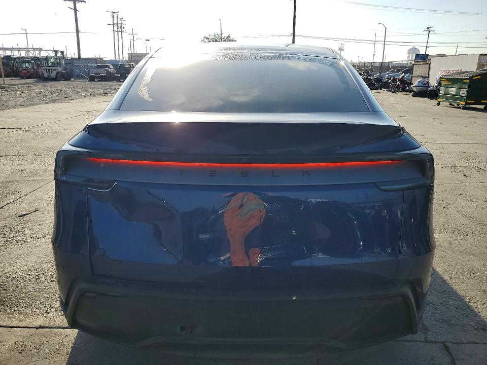 2026 Tesla Model Y მანქანა იყიდება აუქციონზე, vin: 7SAYGDEDXTF407480, აუქციონის ნომერი: 57538536