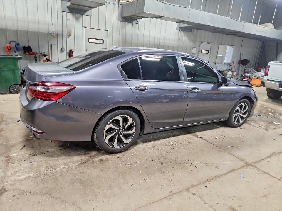Продажа на аукционе авто 2017 Honda Accord, vin: 1HGCR2F99HA210480, номер лота: 58504736