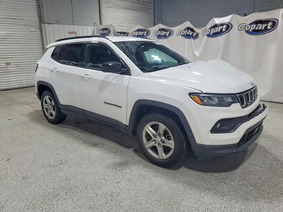 58924226 :رقم المزاد ، 3C4NJDBN8PT561742 vin ، 2023 Jeep Compass مزاد بيع