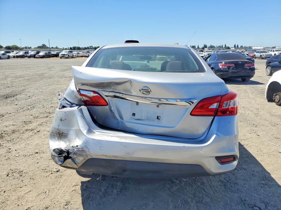 Продажа на аукционе авто 2018 Nissan Sentra, vin: 3N1AB7AP0JY282198, номер лота: 58317716