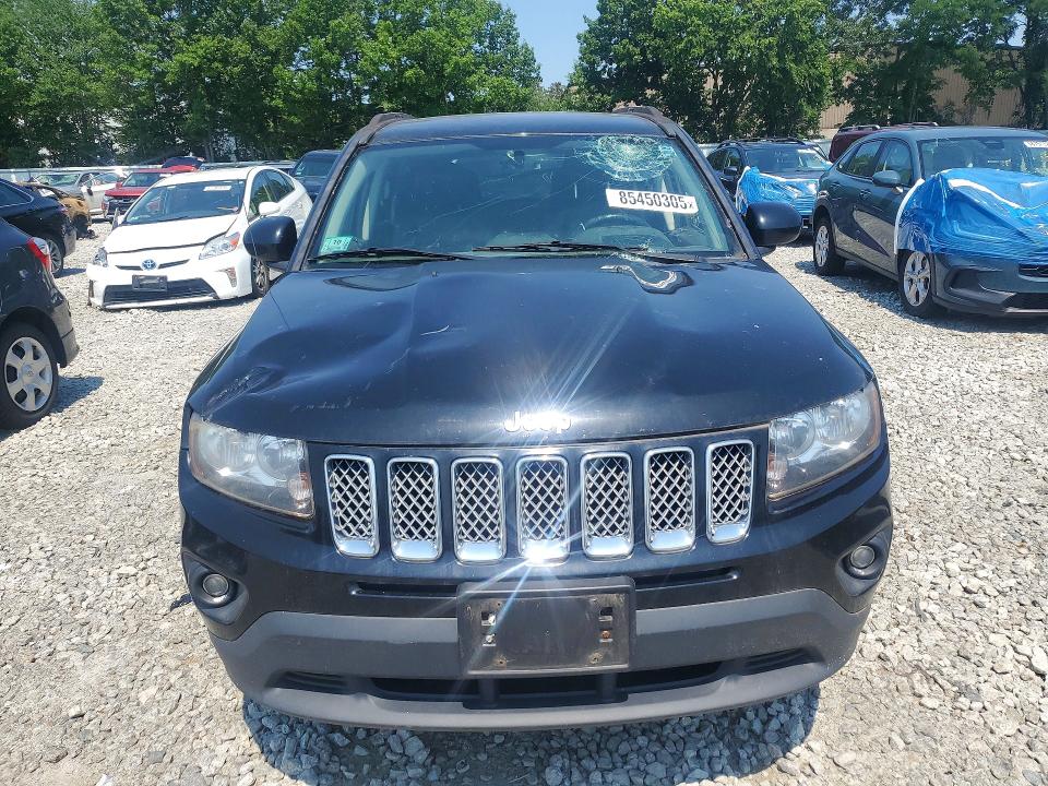 85450305 :رقم المزاد ، 1C4NJDEBXGD663048 vin ، 2016 Jeep Compass مزاد بيع