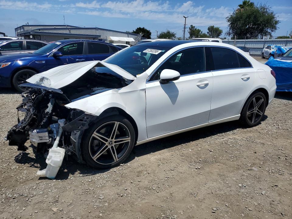 Продажа на аукционе авто 2019 Mercedes-benz A, vin: WDD3G4EB4KW027461, номер лота: 57383286