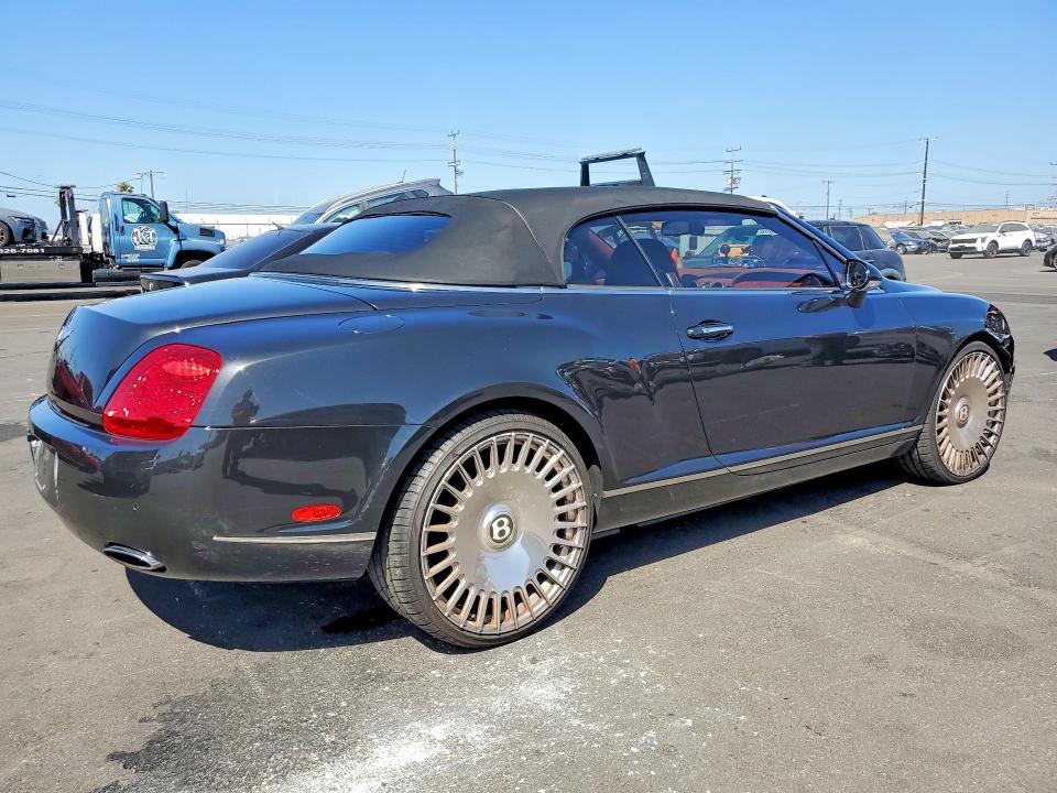 56547876 :رقم المزاد ، SCBDR33W97C047077 vin ، 2007 Bentley Continental مزاد بيع