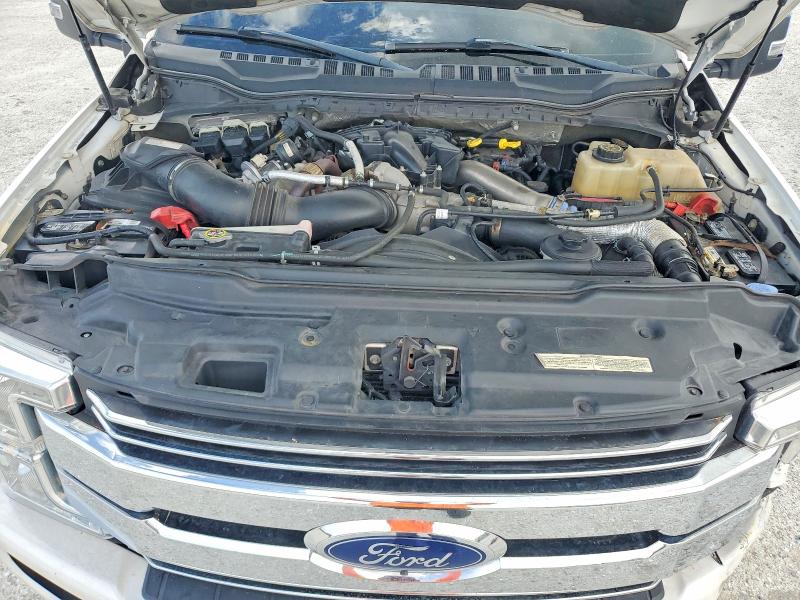 58826156 :رقم المزاد ، 1FT8W3DT0JEC38104 vin ، 2018 Ford F350 مزاد بيع