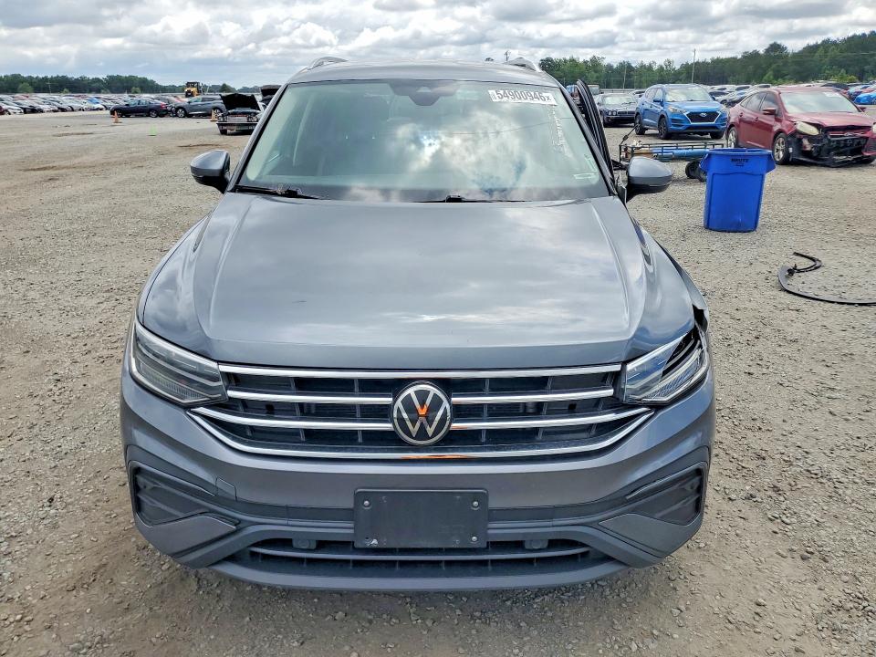 Продажа на аукционе авто 2022 Volkswagen Tiguan, vin: 3VV3B7AX0NM066825, номер лота: 54900946