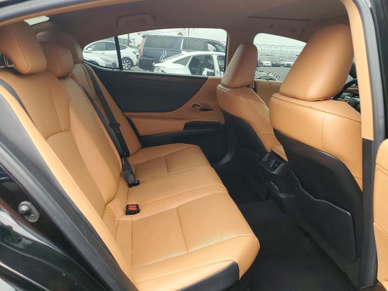 85609695 :رقم المزاد ، 58ADA1C12PU033131 vin ، 2023 Lexus Es 300h مزاد بيع