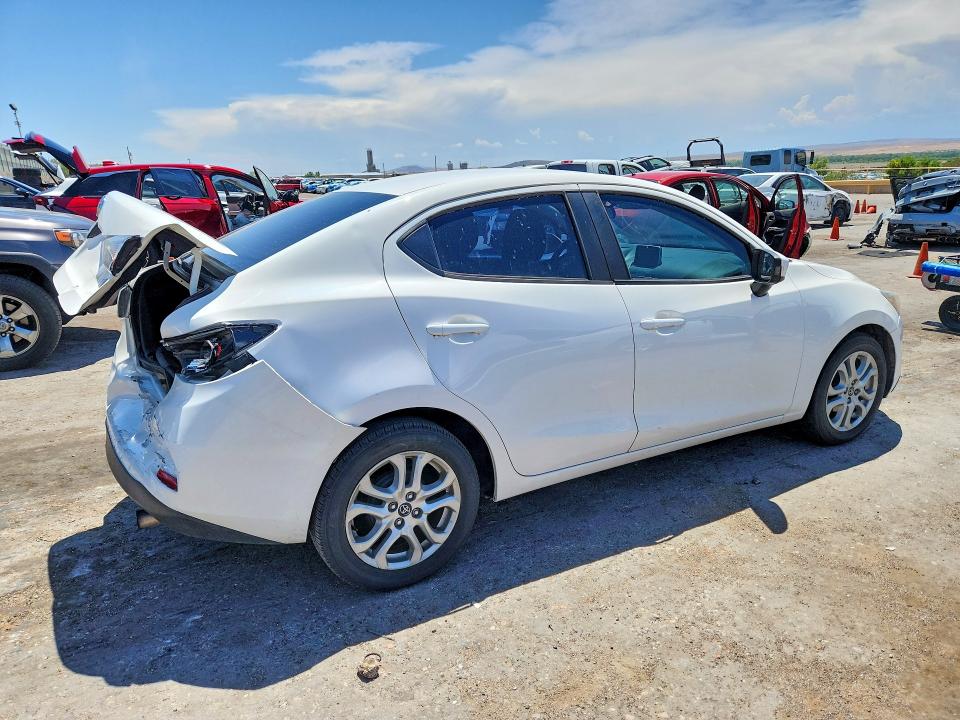 Продаж на аукціоні авто 2017 Toyota Yaris Ia, vin: 3MYDLBYV1HY158600, номер лоту: 55796636