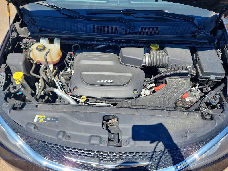 Продаж на аукціоні авто 2018 Chrysler Pacifica, vin: 2C4RC1FG3JR271215, номер лоту: 58132456