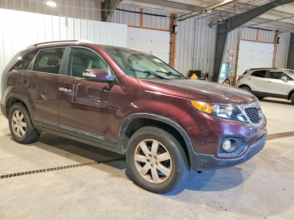Продажа на аукционе авто 2011 Kia Sorento, vin: 5XYKT4A13BG117969, номер лота: 57895096