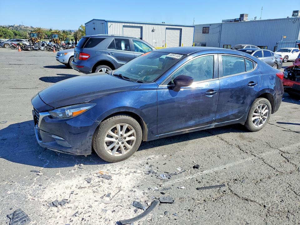 Продажа на аукционе авто 2018 Mazda 3, vin: 3MZBN1U72JM199801, номер лота: 58591106