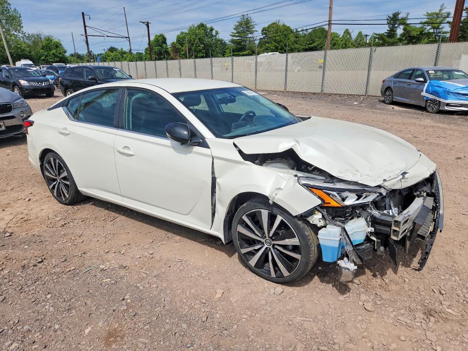 56630476 :رقم المزاد ، 1N4BL4CVXKC166158 vin ، 2019 Nissan Altima مزاد بيع