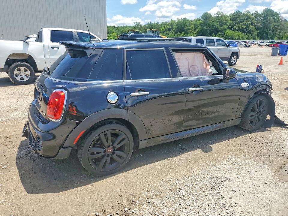 57212766 :رقم المزاد ، WMWXU3C56J2F51549 vin ، 2018 Mini Cooper مزاد بيع