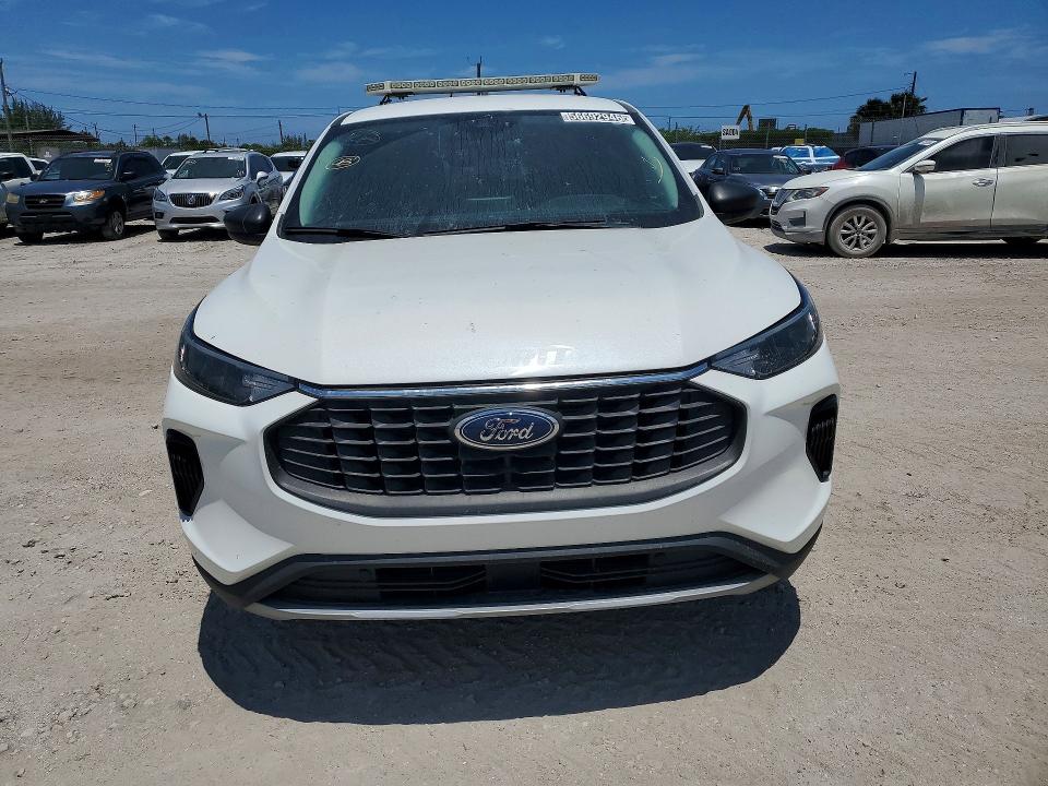 Продажа на аукционе авто 2023 Ford Escape, vin: 1FMCU0GNXPUA23948, номер лота: 56692946