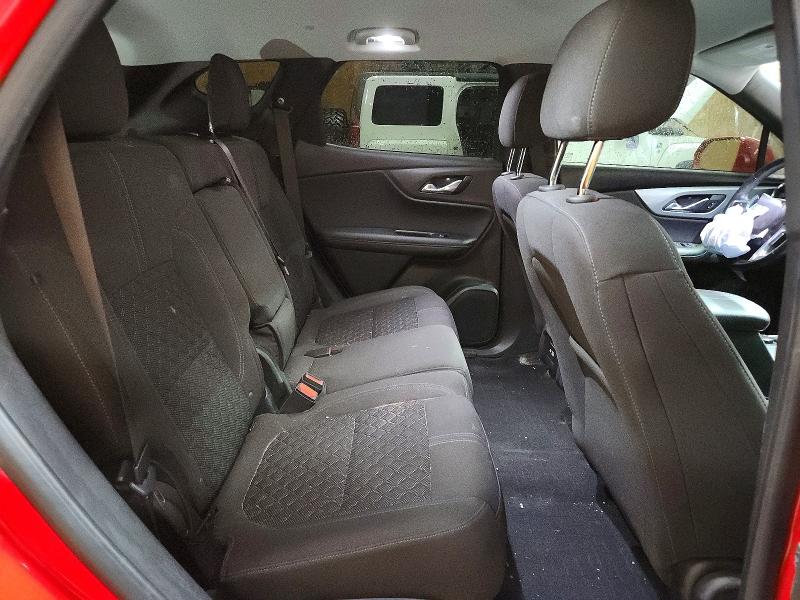 58615566 :رقم المزاد ، 3GNKBBRA5KS612983 vin ، 2019 Chevrolet Blazer مزاد بيع