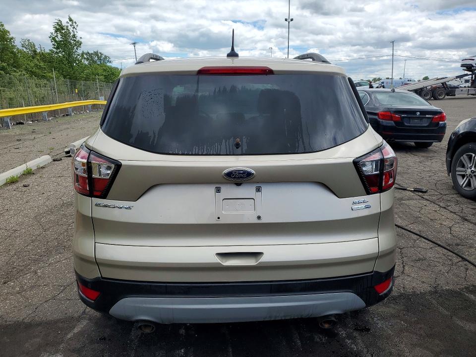 2018 Ford Escape მანქანა იყიდება აუქციონზე, vin: 1FMCU9HD3JUA40947, აუქციონის ნომერი: 57892096