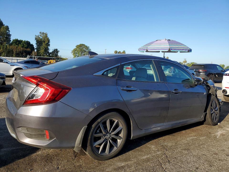 56703046 :رقم المزاد ، 19XFC1F3XME208070 vin ، 2021 Honda Civic مزاد بيع