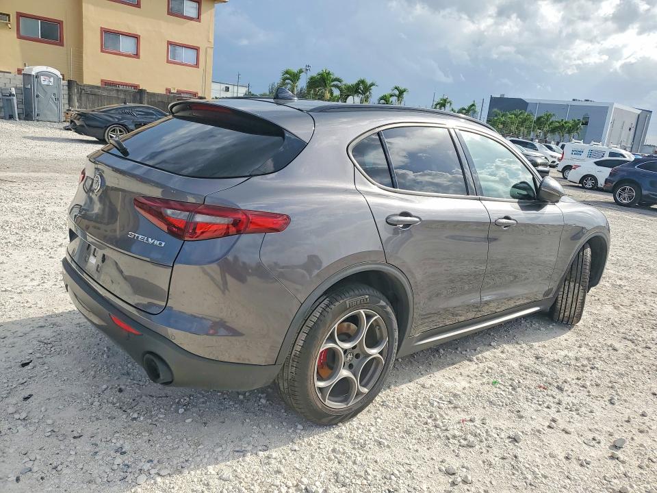 Продаж на аукціоні авто 2023 Alfa Romeo Stelvio, vin: ZASPAJAN3P7D59704, номер лоту: 55387846