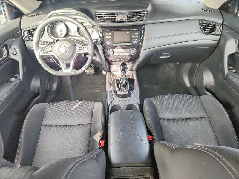 55819546 :رقم المزاد ، KNMAT2MT8HP607259 vin ، 2017 Nissan Rogue مزاد بيع