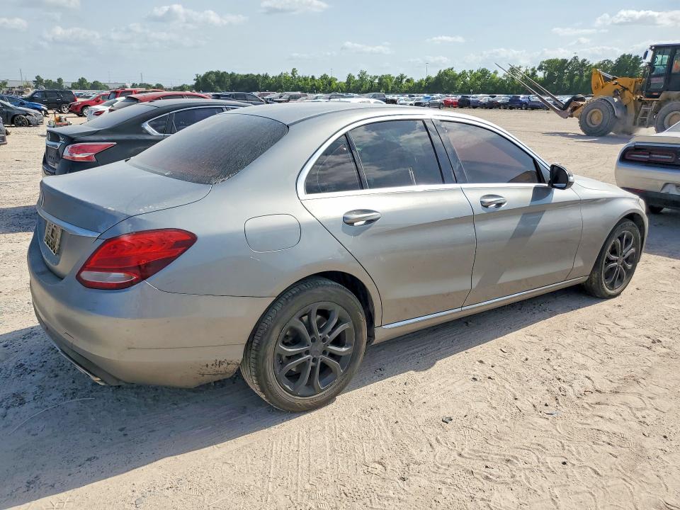 2015 Mercedes-benz C მანქანა იყიდება აუქციონზე, vin: 55SWF4KB8FU028717, აუქციონის ნომერი: 58847656