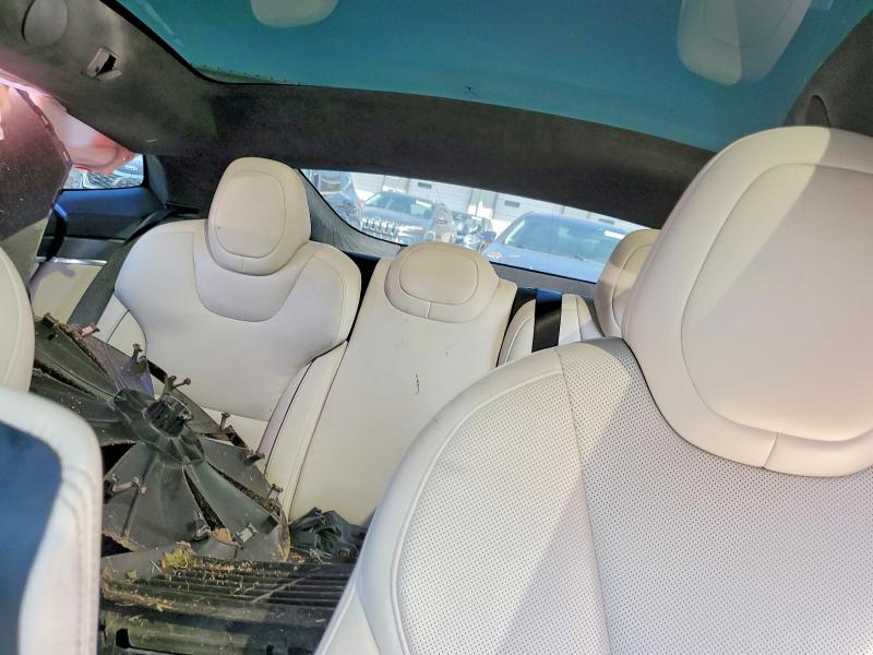 55535696 :رقم المزاد ، 5YJSA1E62NF485811 vin ، 2022 Tesla Model S مزاد بيع