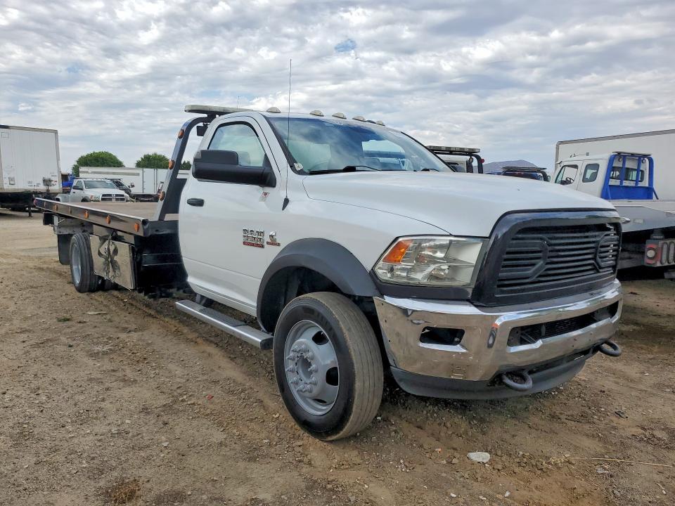 56183936 :رقم المزاد ، 3C7WRMDL1JG280264 vin ، 2018 Ram 5500 مزاد بيع