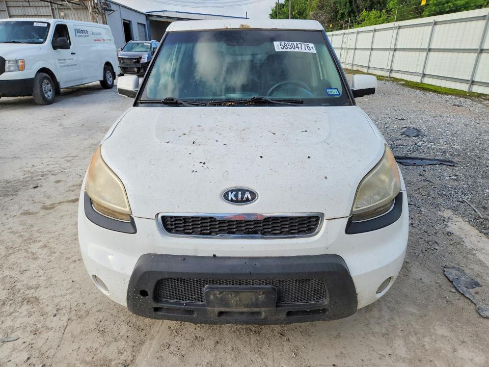 58504776 :رقم المزاد ، KNDJT2A21B7715600 vin ، 2011 Kia Soul مزاد بيع