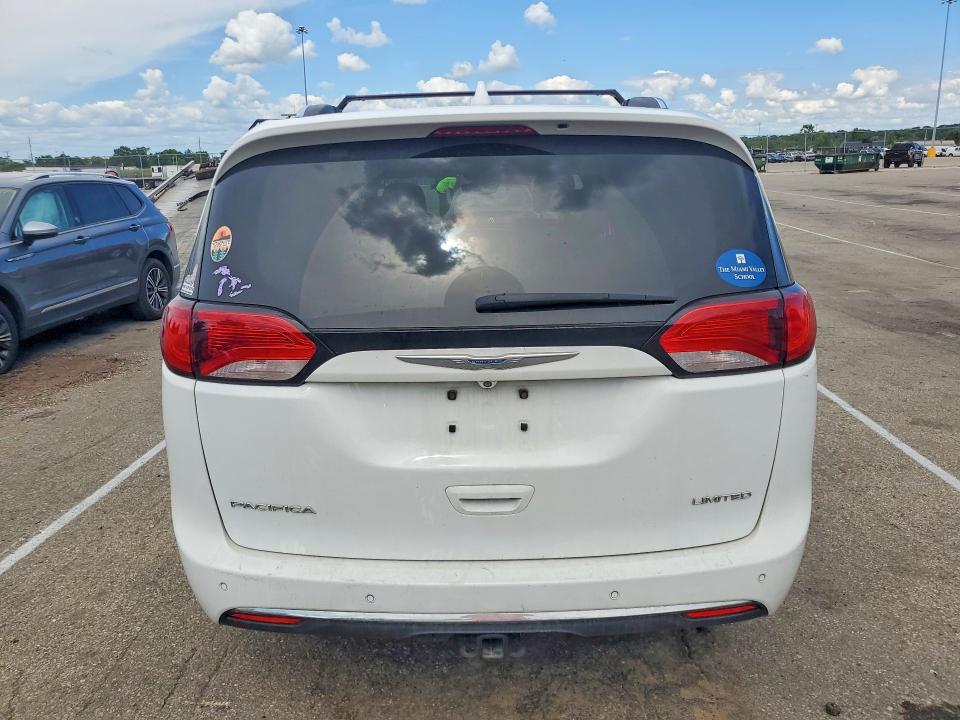 Продажа на аукционе авто 2017 Chrysler Pacifica, vin: 2C4RC1GG1HR637794, номер лота: 57463096