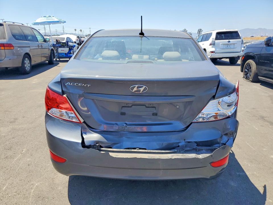 2013 Hyundai Accent მანქანა იყიდება აუქციონზე, vin: KMHCU4AE2DU316402, აუქციონის ნომერი: 58769006