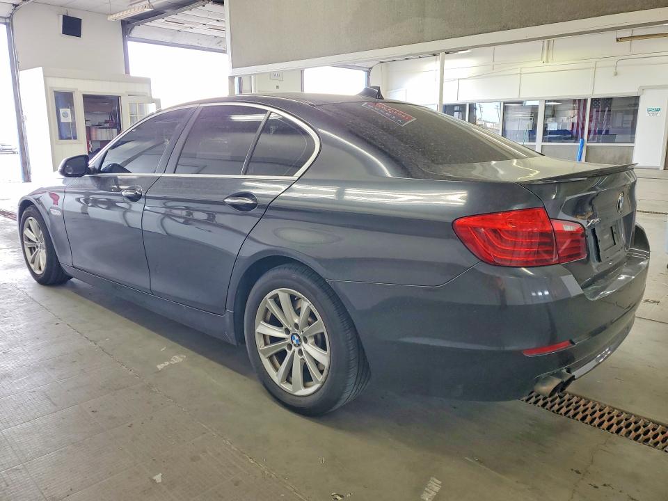 55873916 :رقم المزاد ، WBA5A7C5XED617101 vin ، 2014 Bmw 528 مزاد بيع