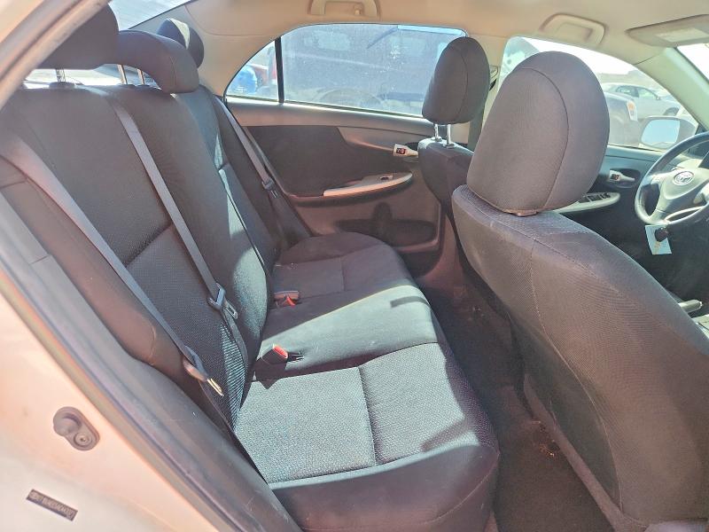 55704496 :رقم المزاد ، 2T1BU4EE5AC443373 vin ، 2010 Toyota Corolla مزاد بيع