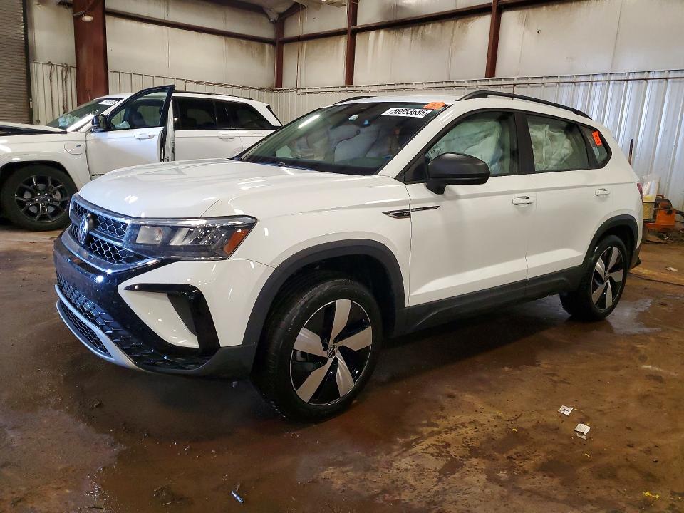 56653686 :رقم المزاد ، 3VV8X7B28RM096624 vin ، 2024 Volkswagen Taos مزاد بيع