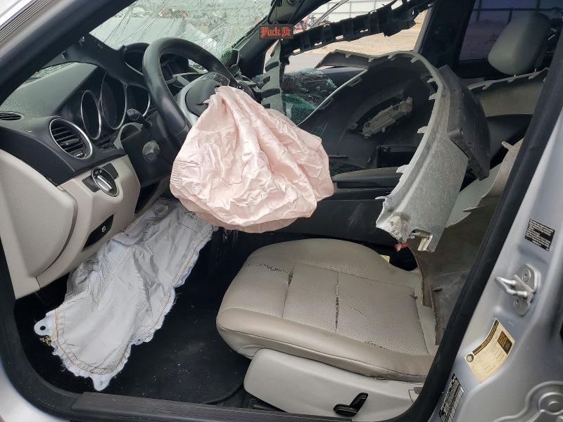 56171186 :رقم المزاد ، WDDGF4HB0CR220612 vin ، 2012 Mercedes-benz C مزاد بيع