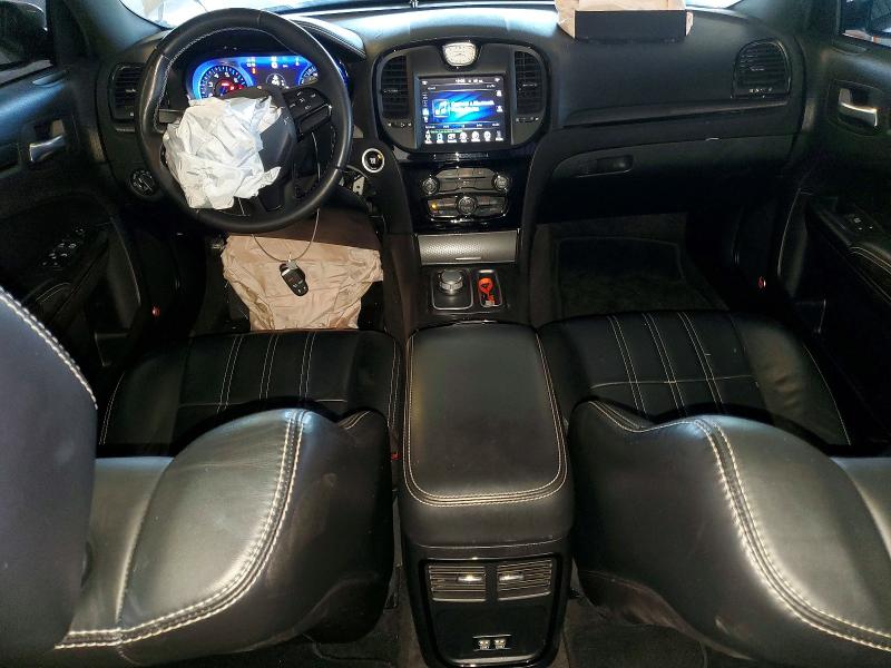 2016 Chrysler 300 მანქანა იყიდება აუქციონზე, vin: 2C3CCABG0GH156618, აუქციონის ნომერი: 57738636