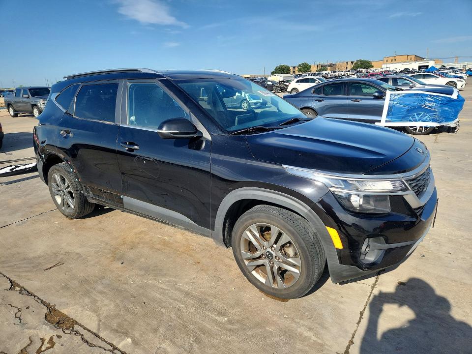 58944986 :رقم المزاد ، KNDEU2AA4M7195594 vin ، 2021 Kia Seltos مزاد بيع