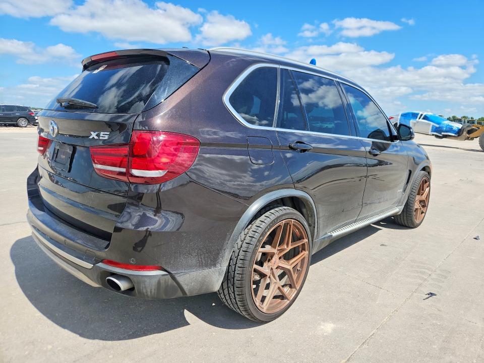 2015 Bmw X5 მანქანა იყიდება აუქციონზე, vin: 5UXKR0C5XF0K57972, აუქციონის ნომერი: 57088916