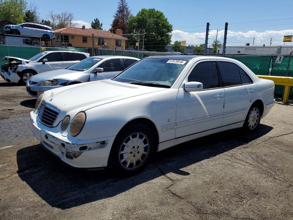 57679916 :رقم المزاد ، WDBJF82J1YX036370 vin ، 2000 Mercedes-benz E مزاد بيع