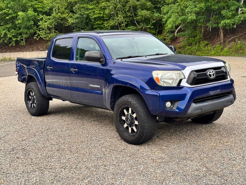 2015 Toyota Tacoma მანქანა იყიდება აუქციონზე, vin: 3TMLU4EN6FM200996, აუქციონის ნომერი: 58605626