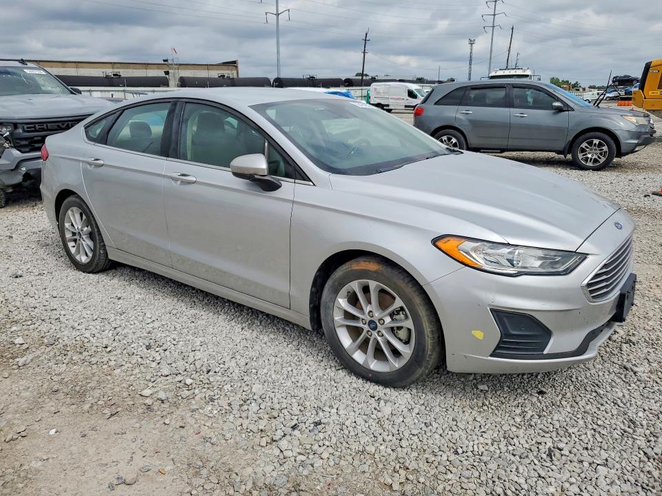 56494906 :رقم المزاد ، 3FA6P0HD5KR272565 vin ، 2019 Ford Fusion مزاد بيع